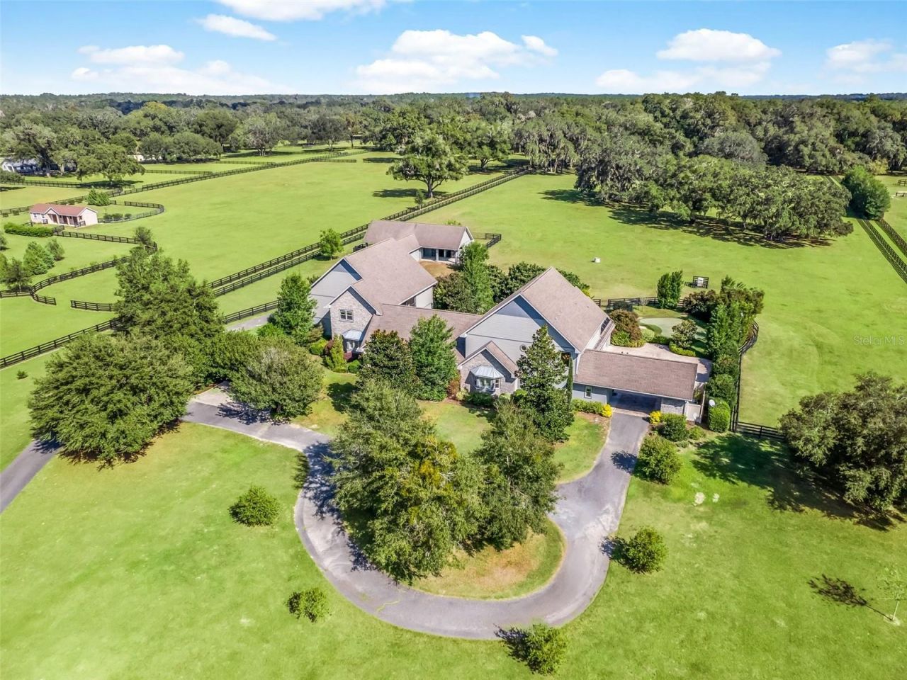 10621 SW 11th Terrace, Ocala, FL 34476 Photo