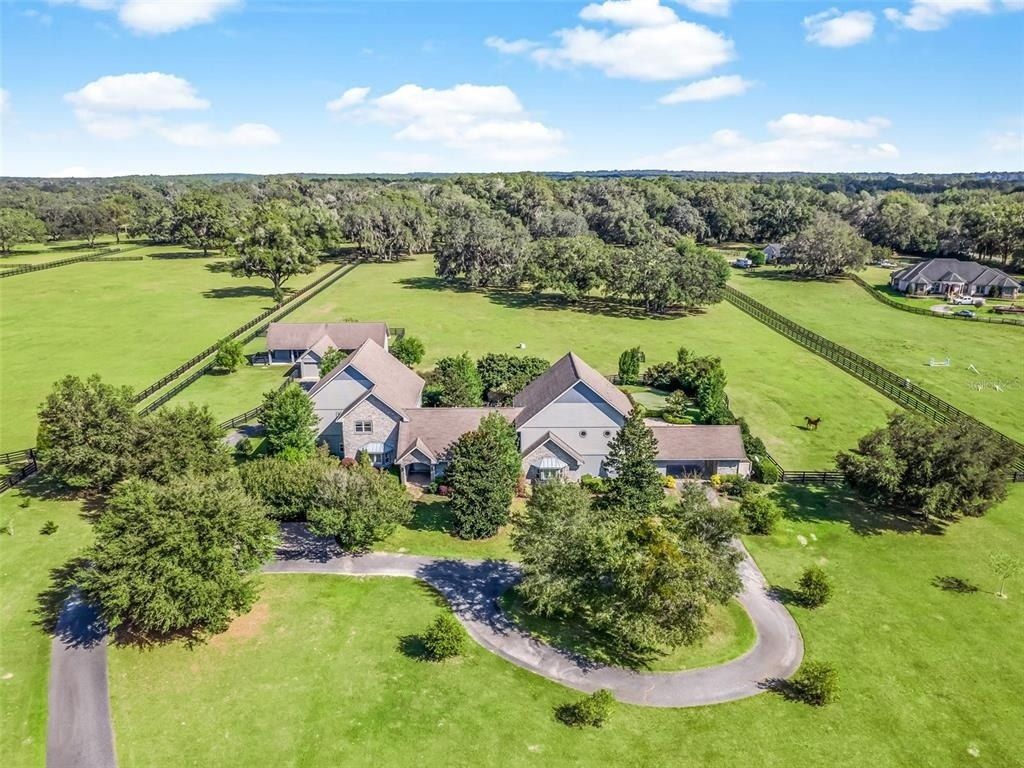 10621 SW 11th Terrace, Ocala, FL 34476 Photo