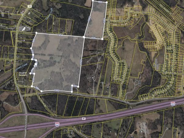 7492 Old Shores Rd, Murfreesboro, TN 37128