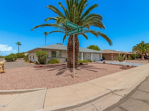 10146 W SOMBRERO Circle, Sun City, AZ 85373