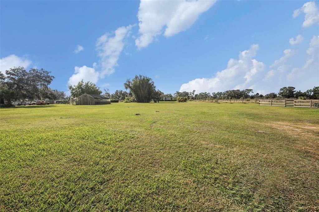 331 Lewis Road, Lithia, FL 33547 Photo