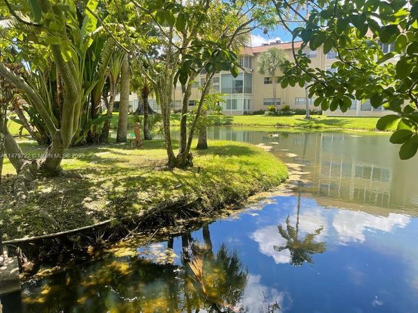 5051 W Oakland Park Blvd, Unit 204, Lauderdale Lakes, FL 33313