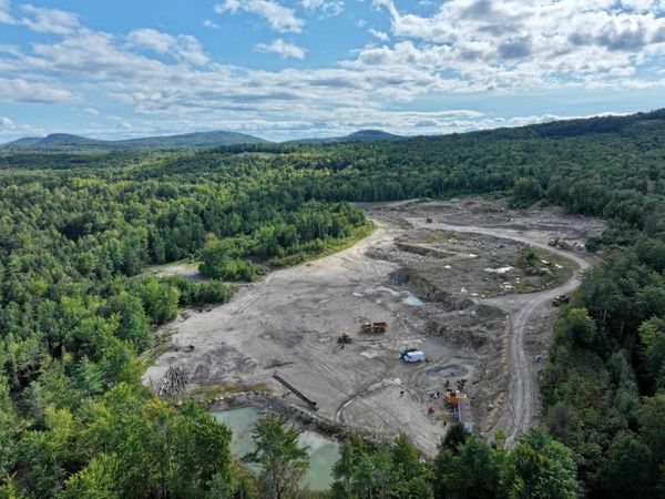 16 Pollys Crossing Road, Ossipee, NH 03864