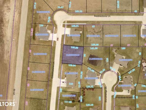 965 Cobblestone Lane, Garner, IA 50438
