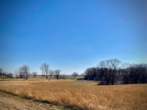 4003 Concord Lane, Wapello, IA 52653