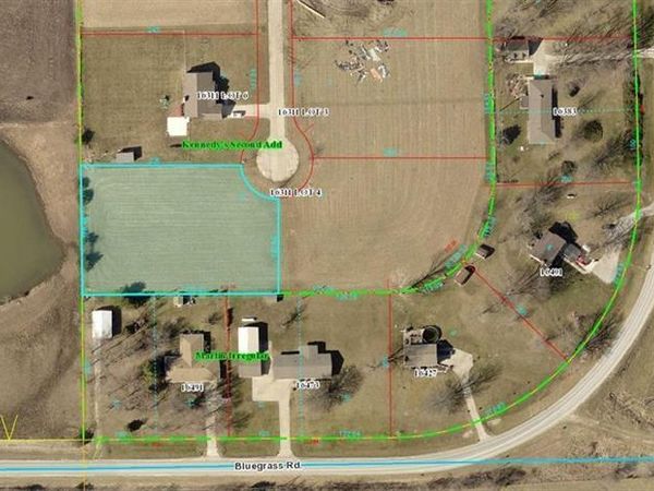 16311 Bluegrass Road, Ottumwa, IA 52501