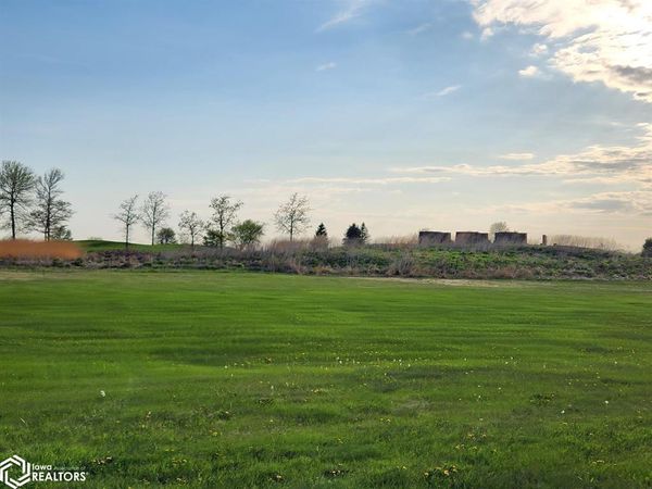 419 Brickyard Road, Sheffield, IA 50475