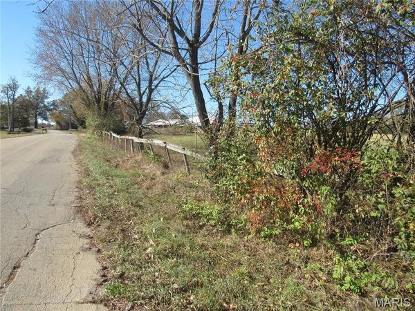 1741 Liberty Street, Farmington, MO 63640