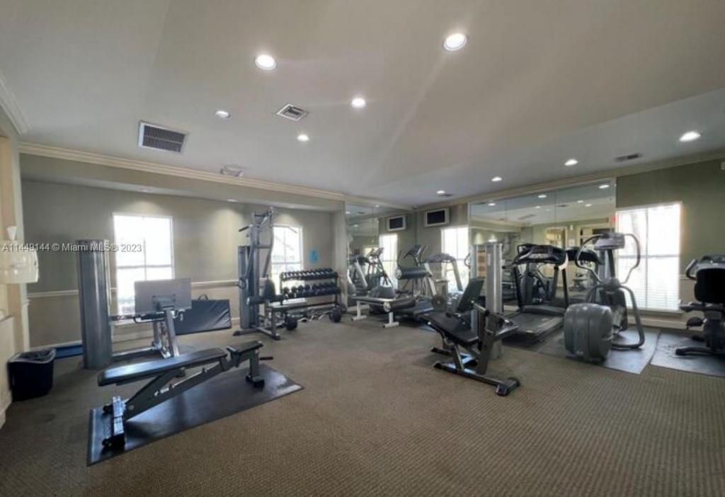 949 Riverside Drive, Unit 423, Coral Springs, FL 33071 Photo