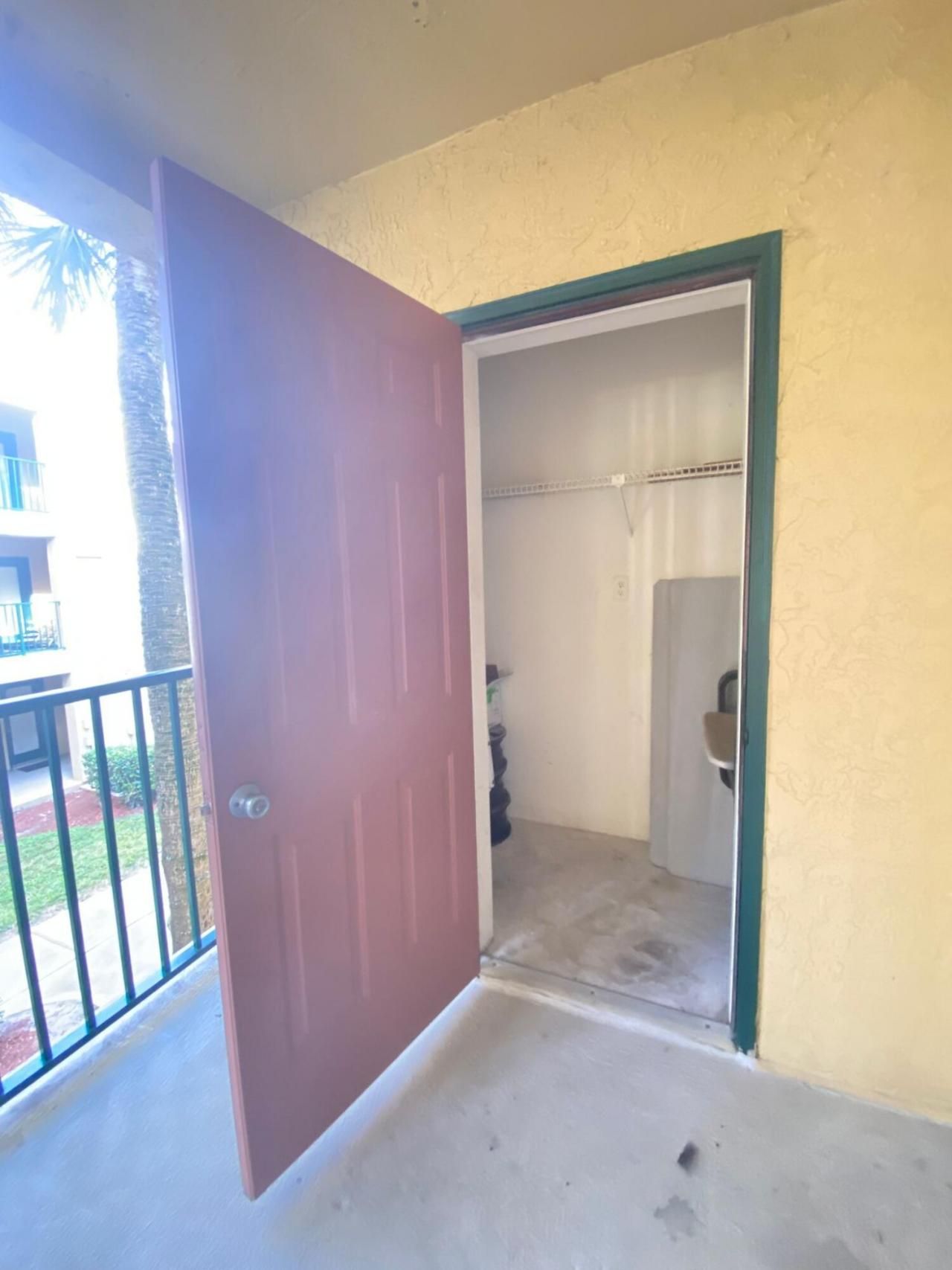 949 Riverside Drive, Unit 423, Coral Springs, FL 33071 Photo