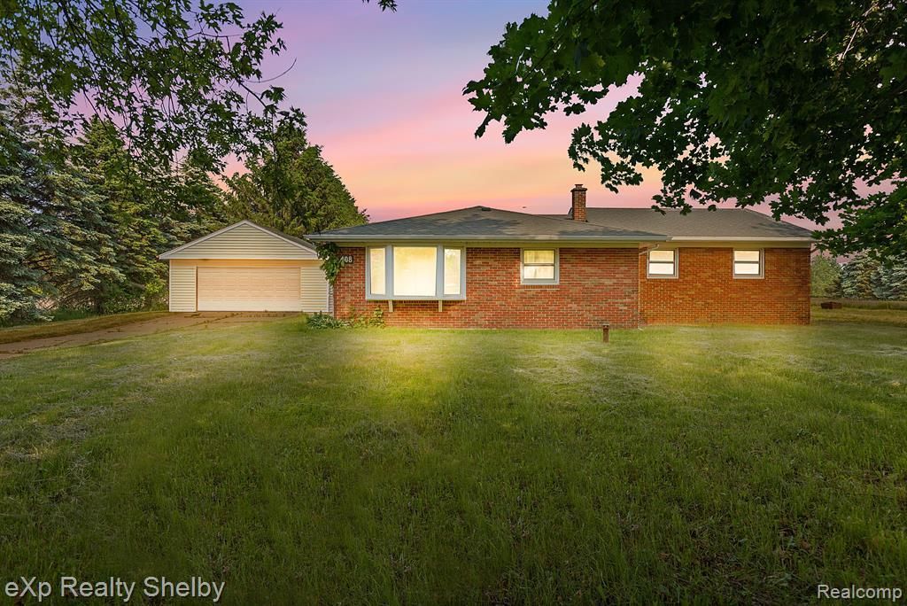 408 Howell Road, Berlin Township, MI 48002 Main Photo