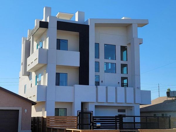 1825 E ADAMS Street, Phoenix, AZ 85034