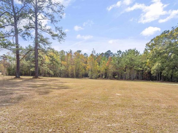 4-h Club Rd, Denham Springs, LA 70726