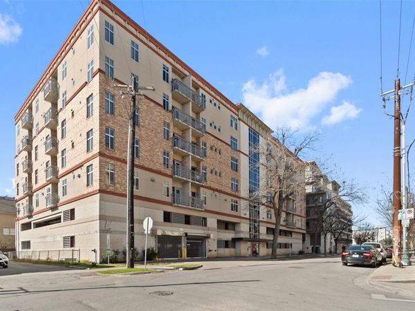 711 W 26th ST, Unit 307, Austin, TX 78705