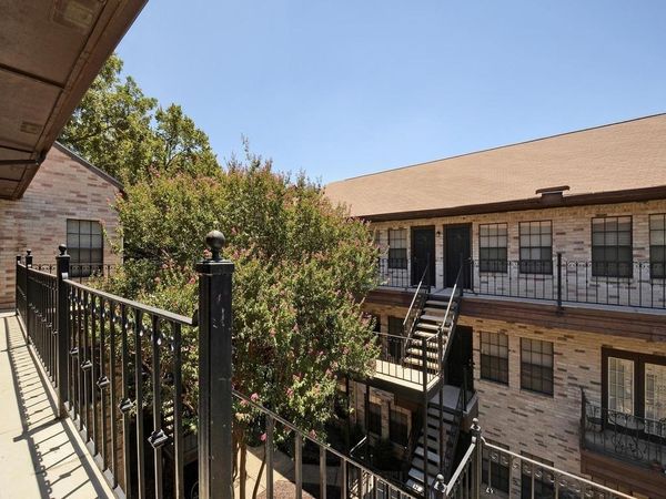 2216 San Gabriel ST, Unit 102, Austin, TX 78705