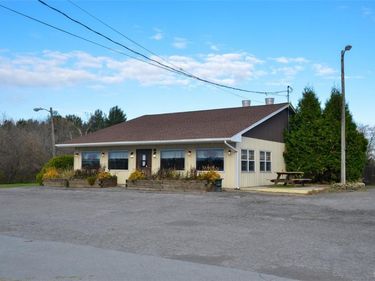 43641 Nys Route 12, Alexandria Bay, NY 13607
