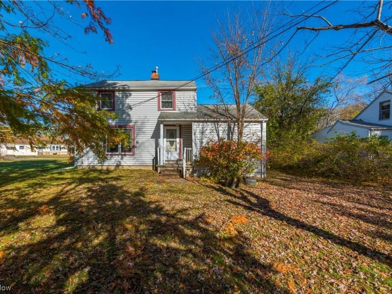 26004 Pettibone Road, Oakwood Village, OH 44146 Photo 4