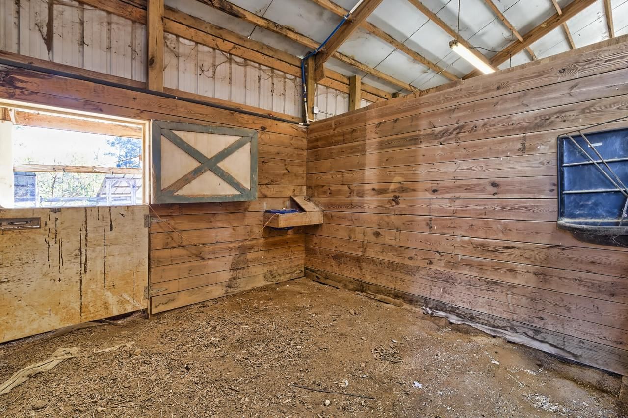 226 Cottage Walk Lane Photo 19