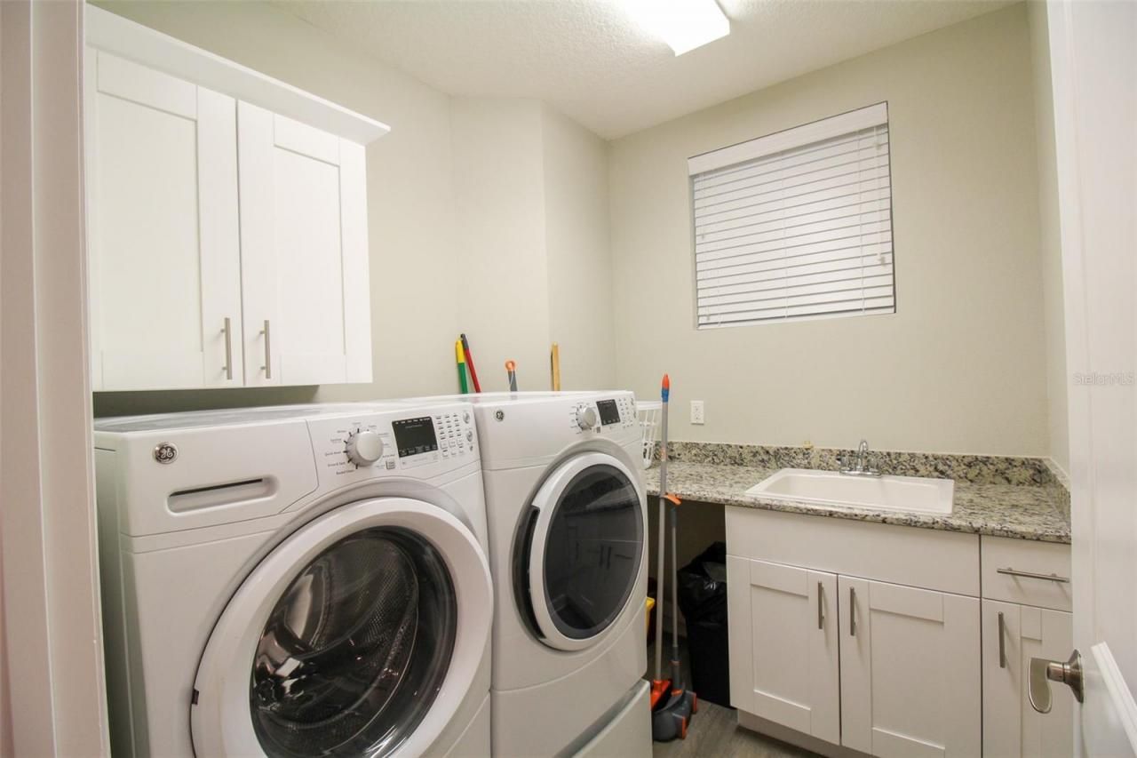 7710 34th Avenue W, Unit 101, Bradenton, FL 34209 Photo