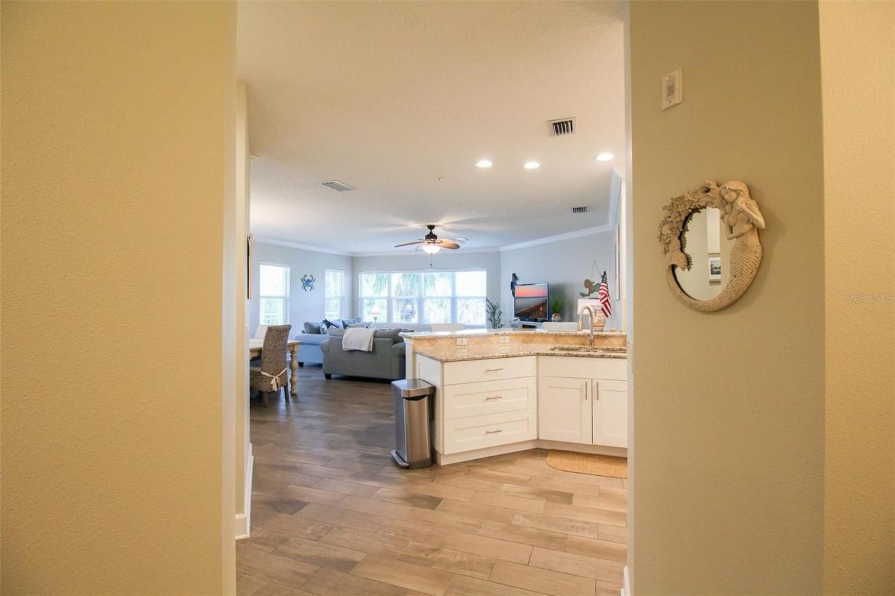 7710 34th Avenue W, Unit 101, Bradenton, FL 34209 Photo