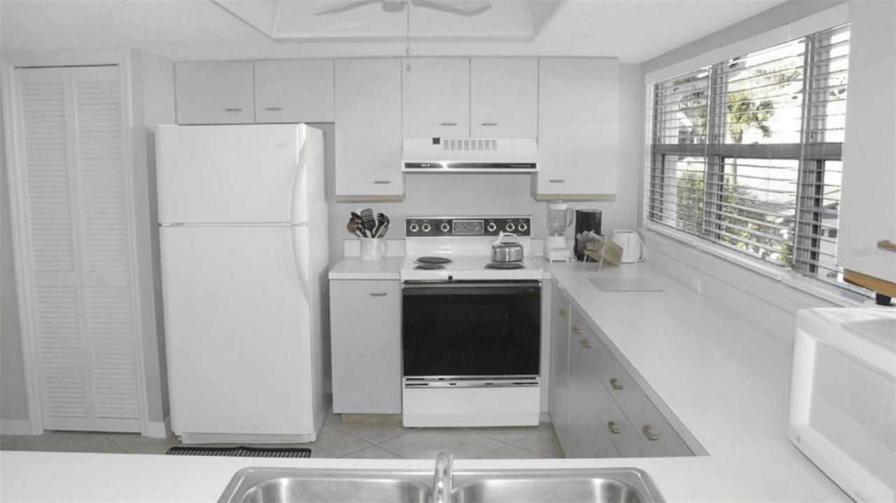 1200 Siesta Bayside Drive, Unit 1200-G, Sarasota, FL 34242 Photo