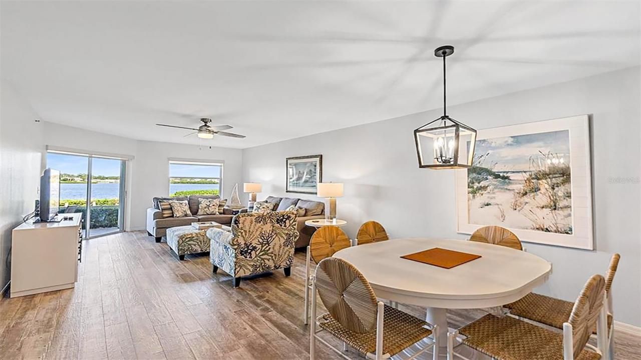 1360 Siesta Bayside Drive, Unit 1360-D, Sarasota, FL 34242 Photo