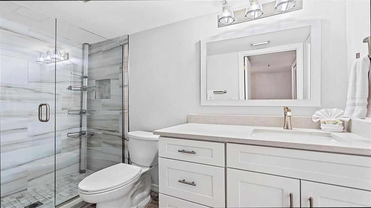 1360 Siesta Bayside Drive, Unit 1360-D, Sarasota, FL 34242 Photo