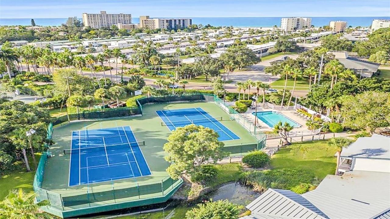 1360 Siesta Bayside Drive, Unit 1360-D, Sarasota, FL 34242 Photo