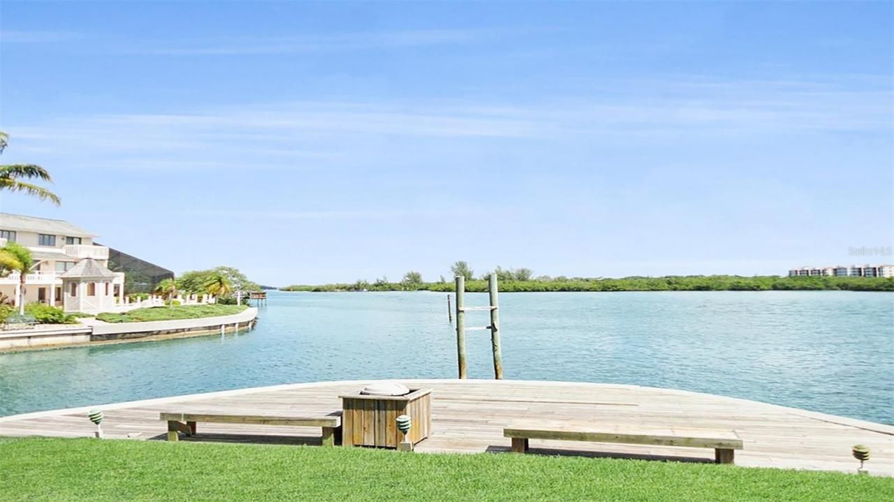 1360 Siesta Bayside Drive, Unit 1360-D, Sarasota, FL 34242 Photo