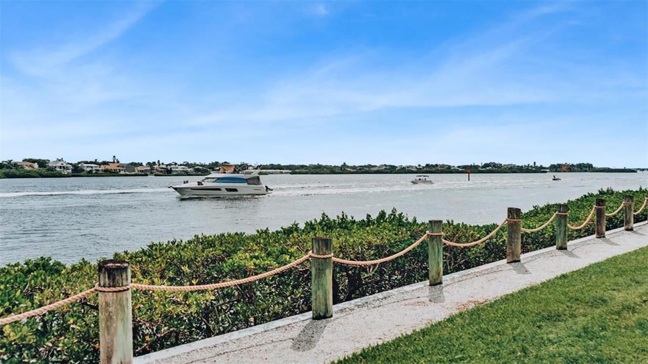 1241 Siesta Bayside Drive, Unit 1241-A, Sarasota, FL 34242 Photo