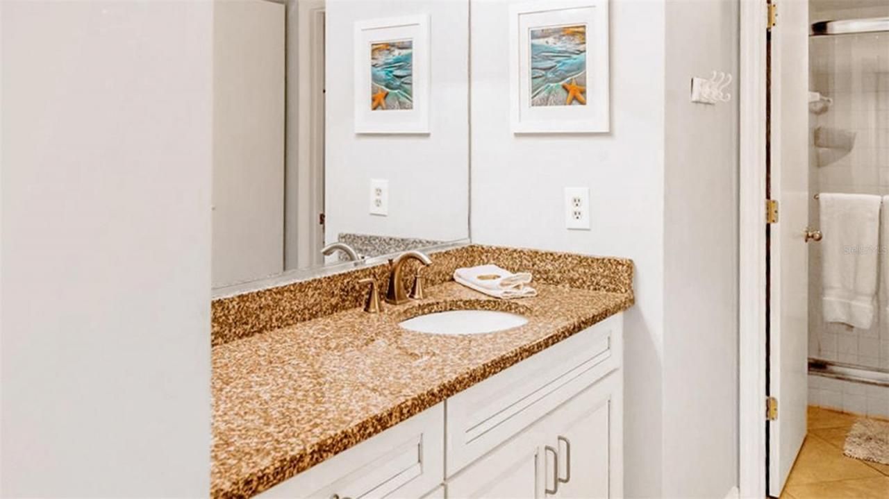 1272 Siesta Bayside Drive, Unit 1272-C, Sarasota, FL 34242 Photo