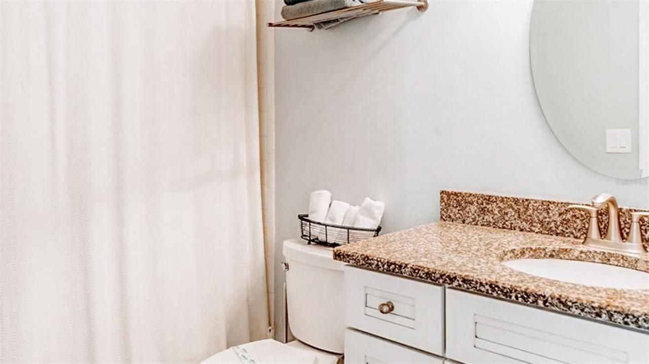 1272 Siesta Bayside Drive, Unit 1272-C, Sarasota, FL 34242 Photo