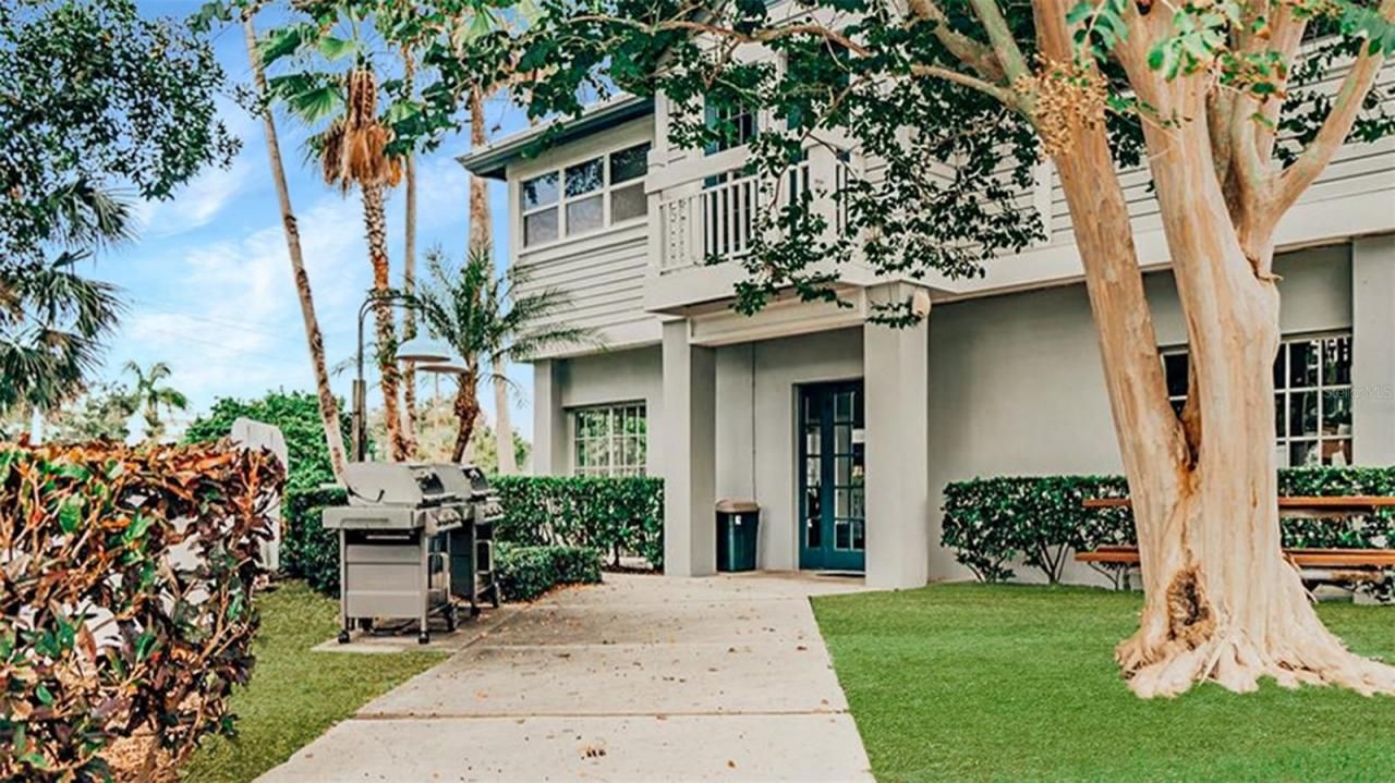 1272 Siesta Bayside Drive, Unit 1272-C, Sarasota, FL 34242 Photo