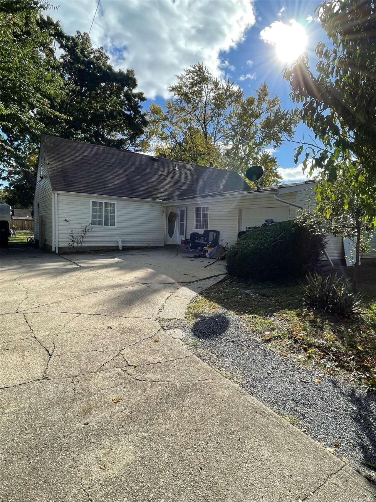 56 Gates Avenue, Brentwood, NY 11717 Main Photo