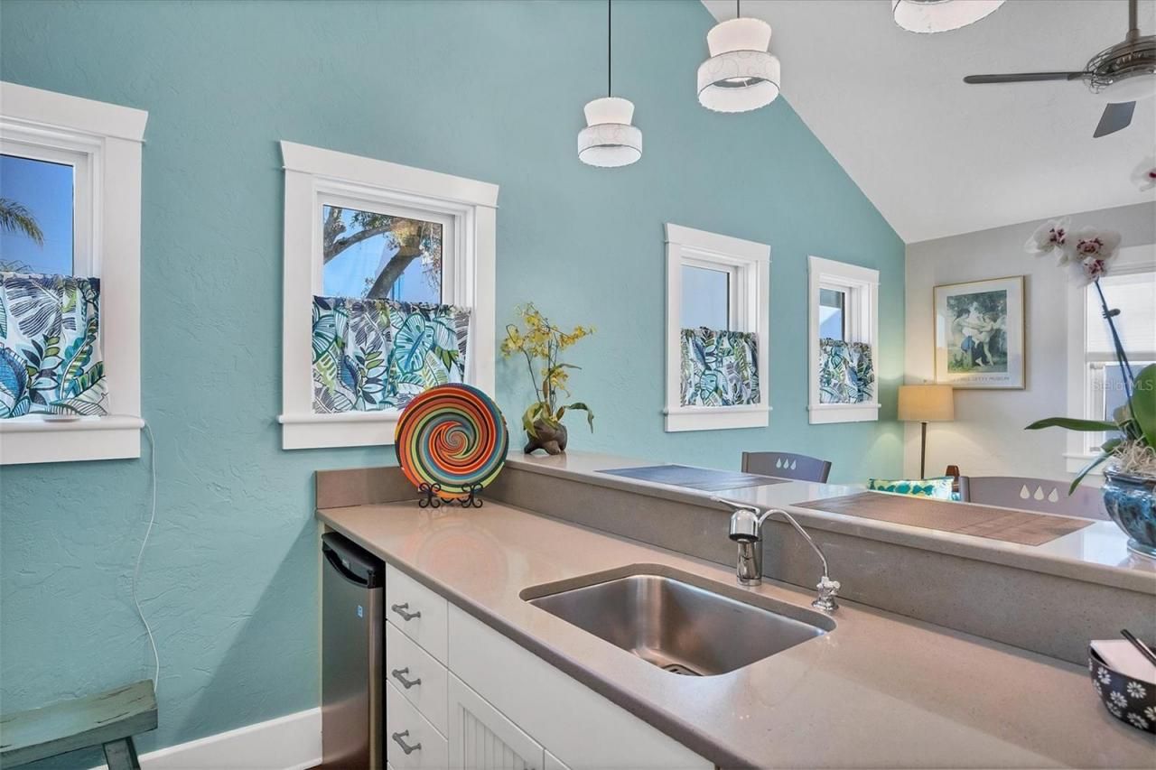 1716 Oak Street, Sarasota, FL 34236 Photo