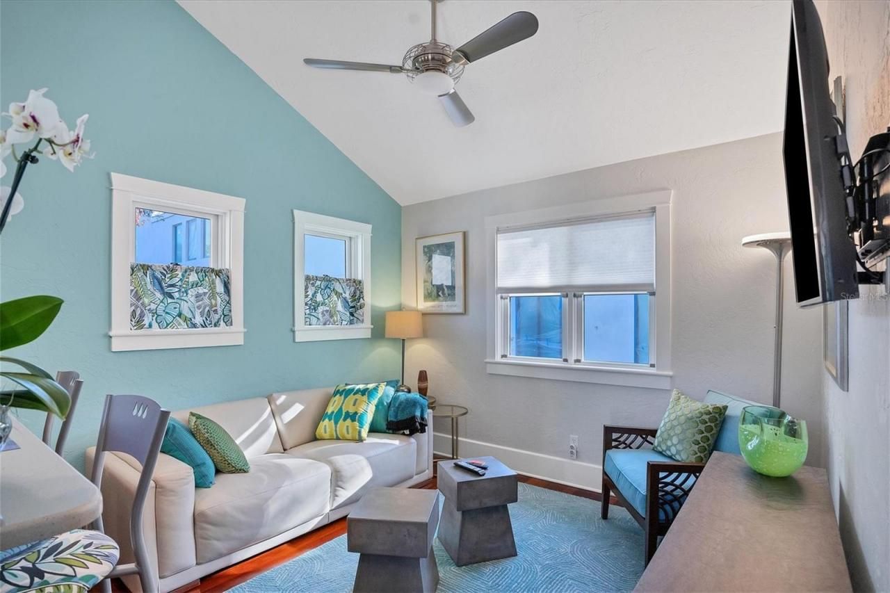 1716 Oak Street, Sarasota, FL 34236 Photo