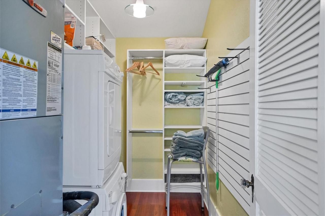 1716 Oak Street, Sarasota, FL 34236 Photo