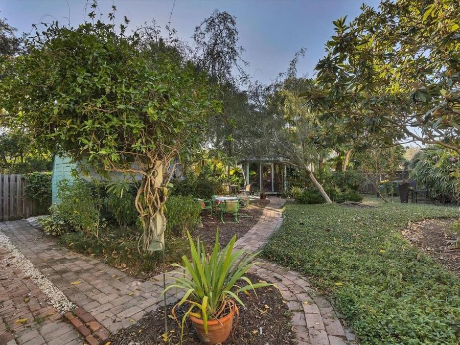 Property Image 37