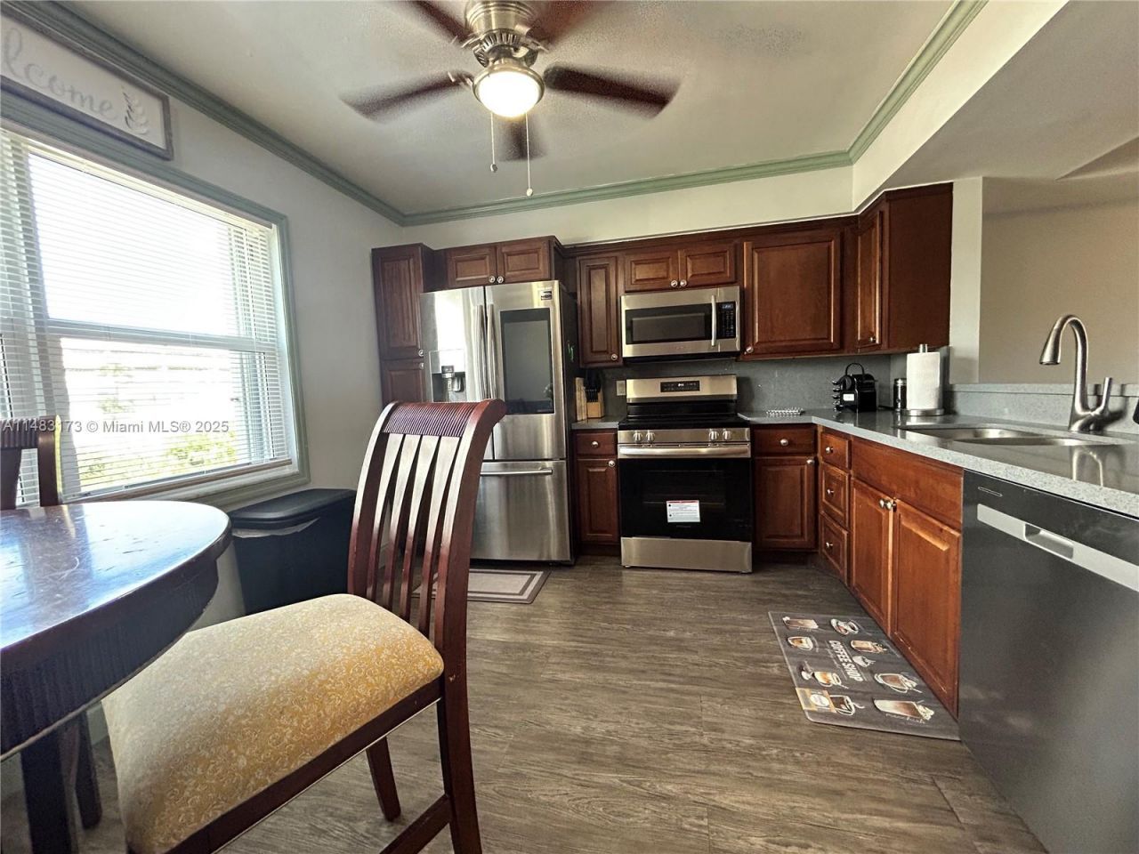 353 Virginia St, Hollywood, FL 33019 Photo