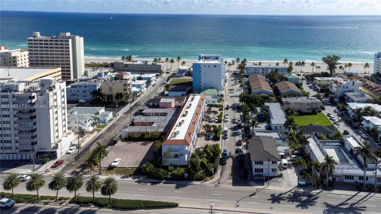 353 Virginia St, Hollywood, FL 33019 Photo