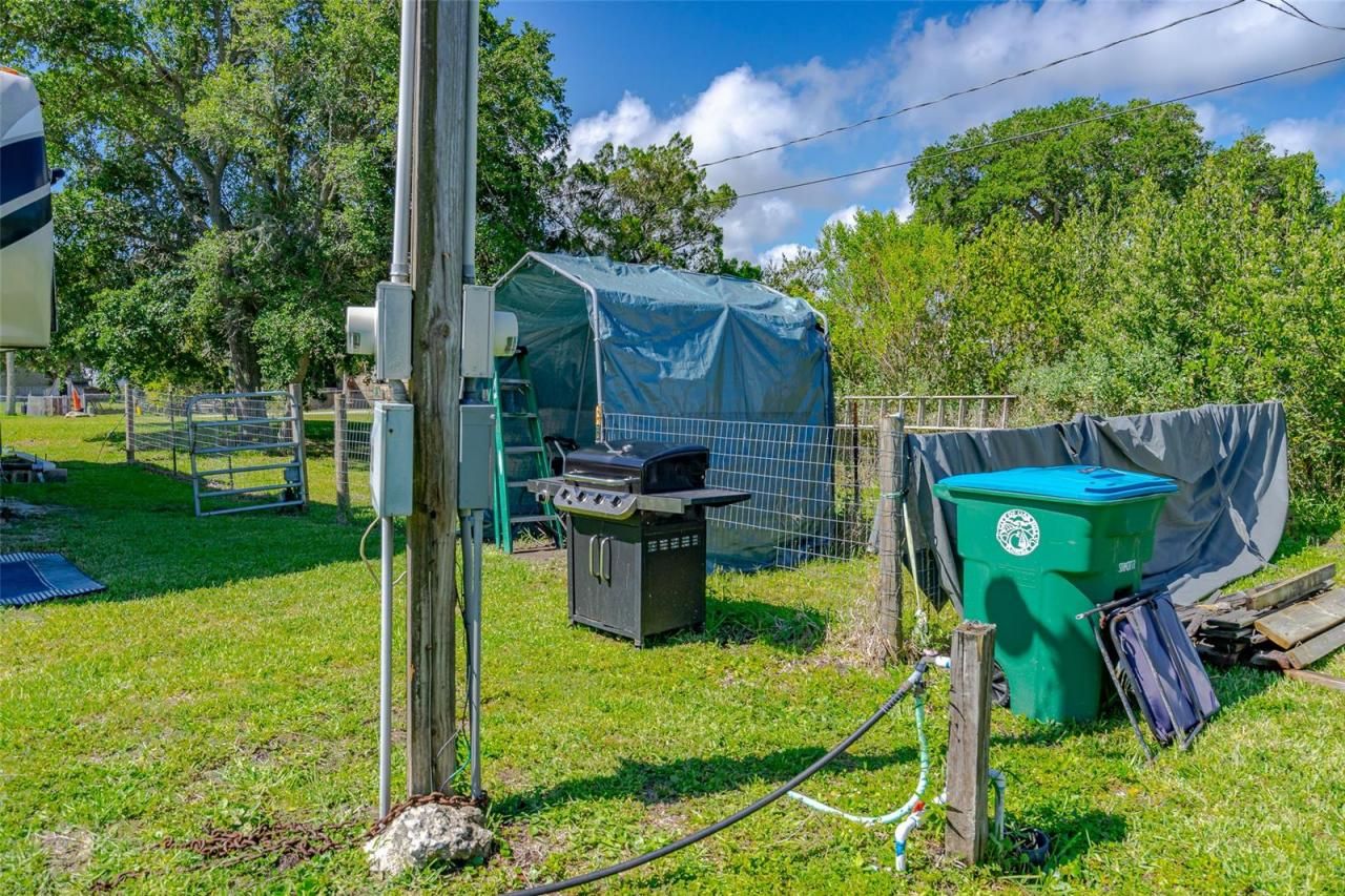 416 E Halifax Avenue, Oak Hill, FL 32759 Photo