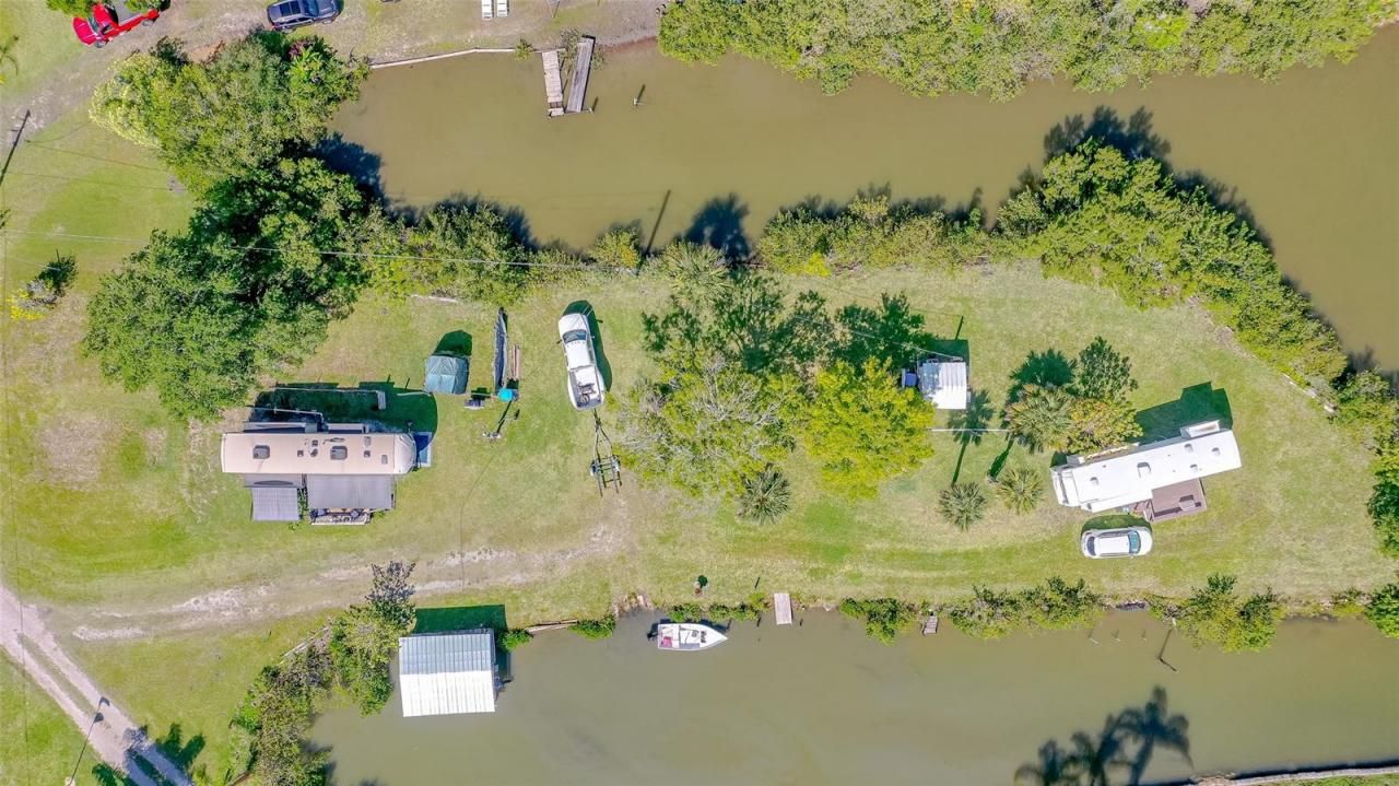 416 E Halifax Avenue, Oak Hill, FL 32759 Photo