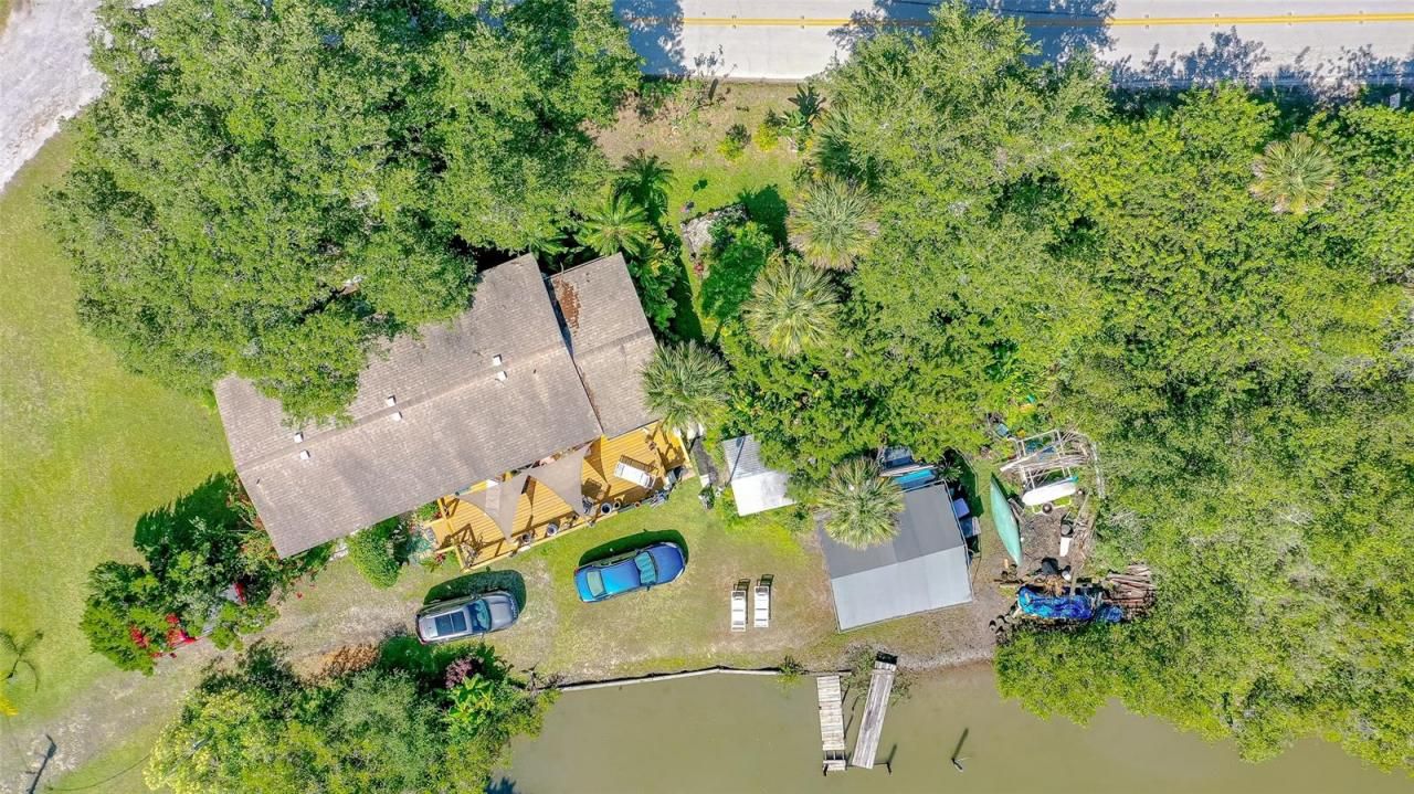 416 E Halifax Avenue, Oak Hill, FL 32759 Photo