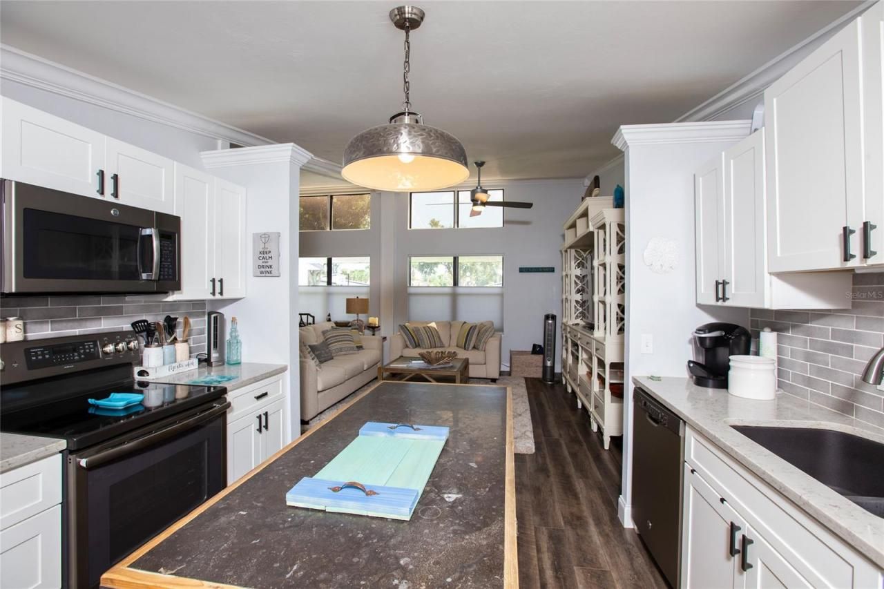 58 NE Sabal Cay Court, New Smyrna Beach, FL 32169 Photo