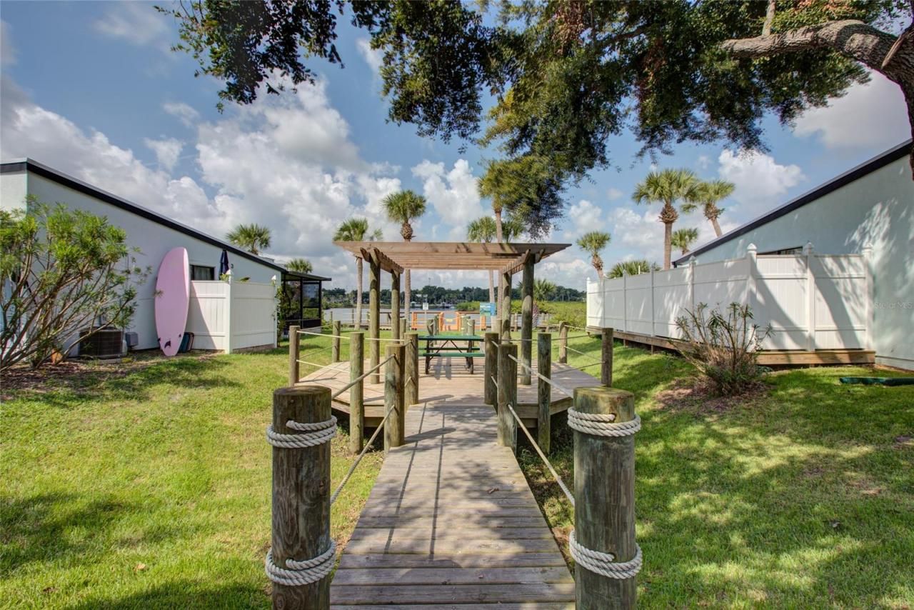 58 NE Sabal Cay Court, New Smyrna Beach, FL 32169 Photo