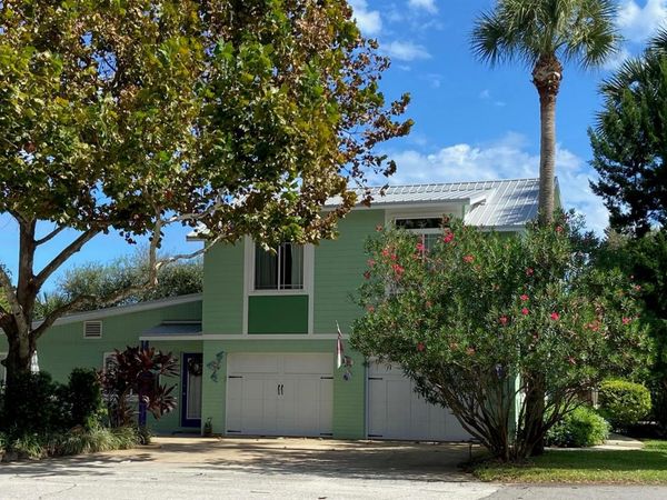 411 S Pine STREET, NEW SMYRNA BEACH, FL 32169