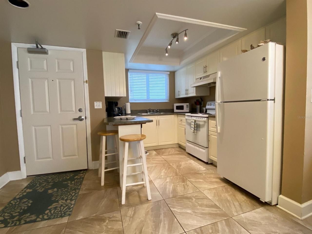 421 South Atlantic Avenue, Unit 806, New Smyrna Beach, FL 32169 Photo