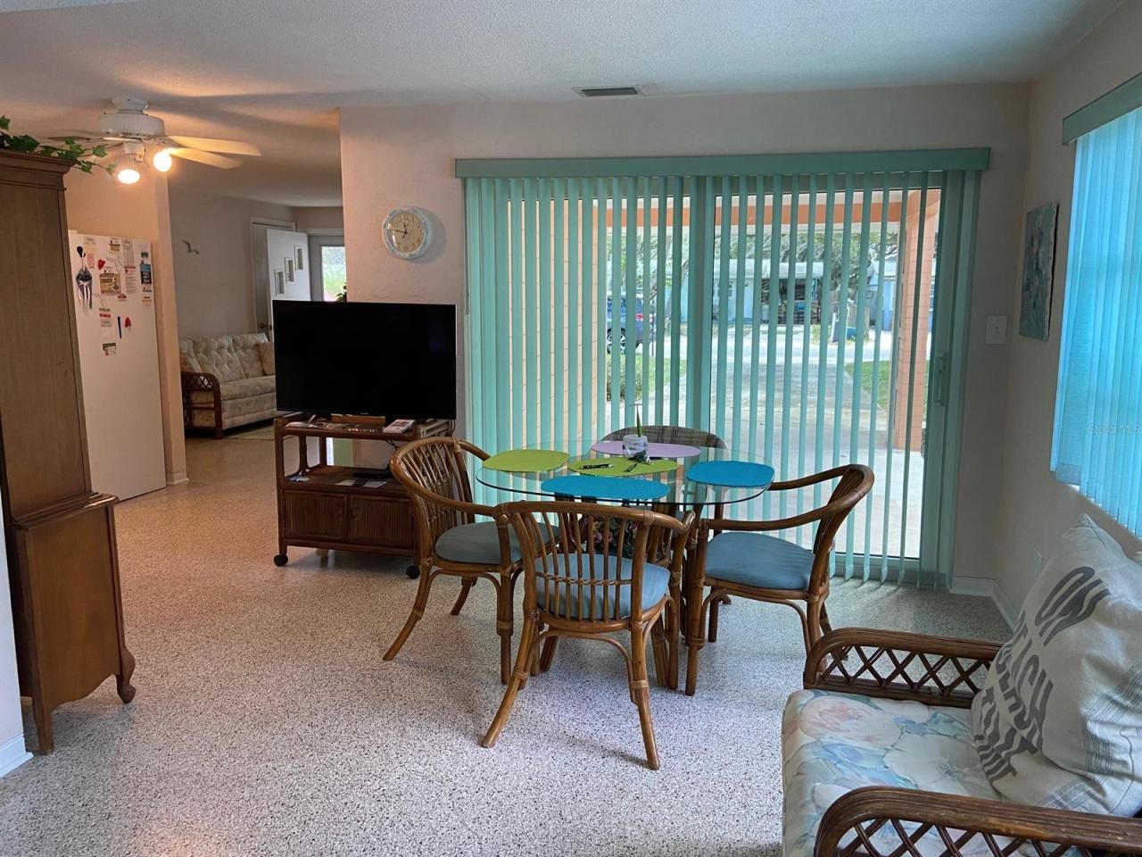 814 E 10th Avenue, New Smyrna Beach, FL 32169 Photo