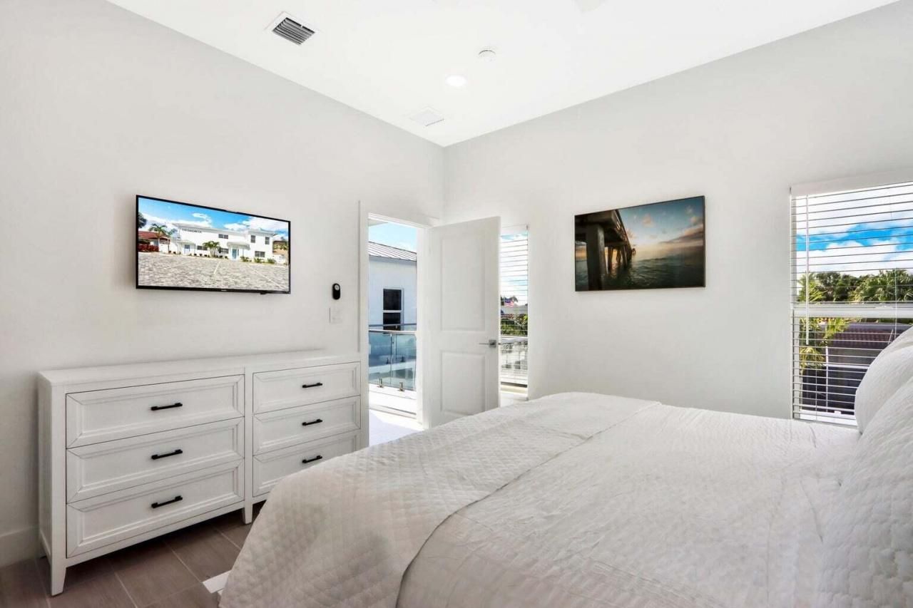 115 Cascade Lane, Palm Beach Shores, FL 33404 Photo