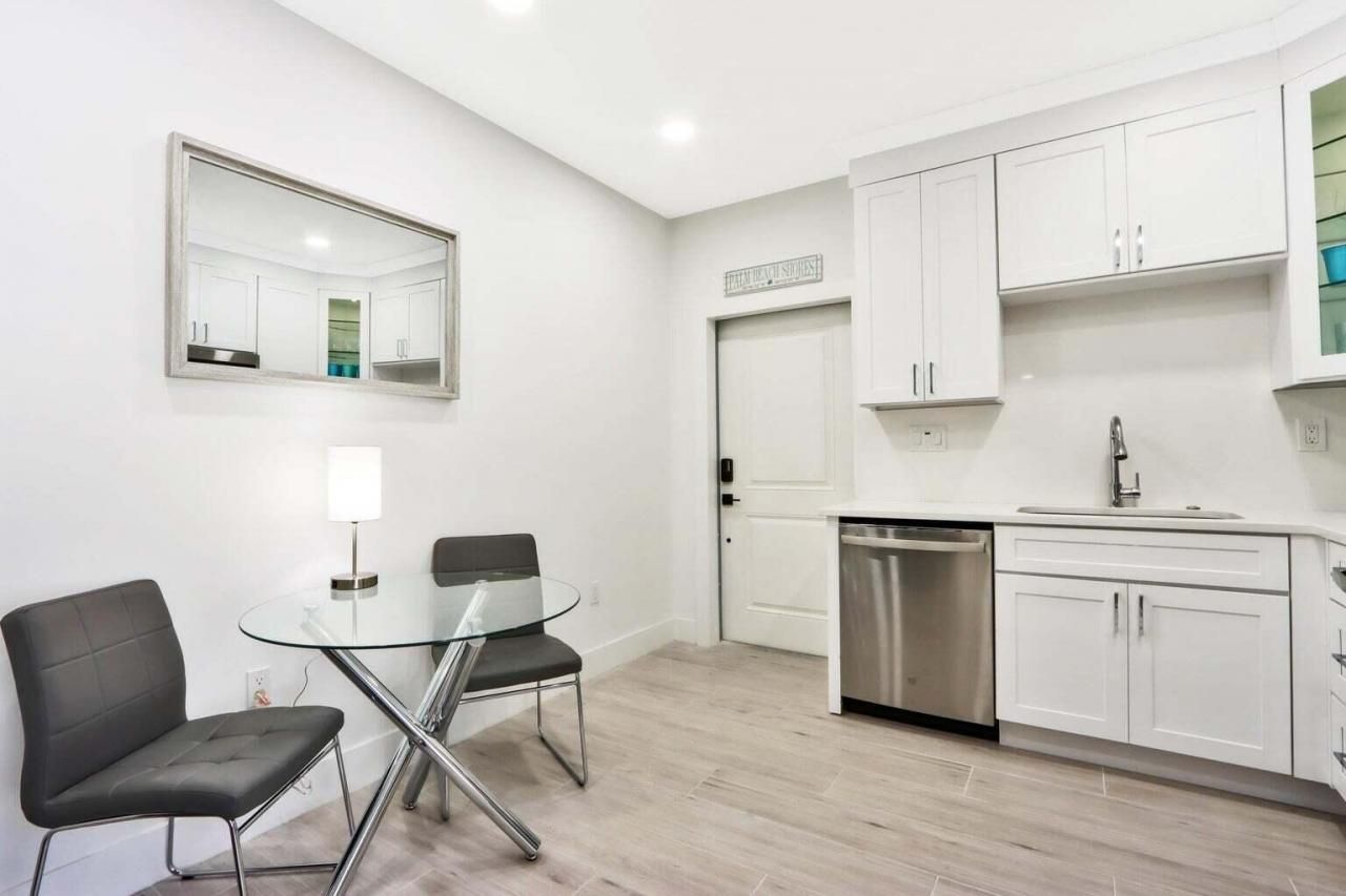 115 Cascade Lane, Palm Beach Shores, FL 33404 Photo